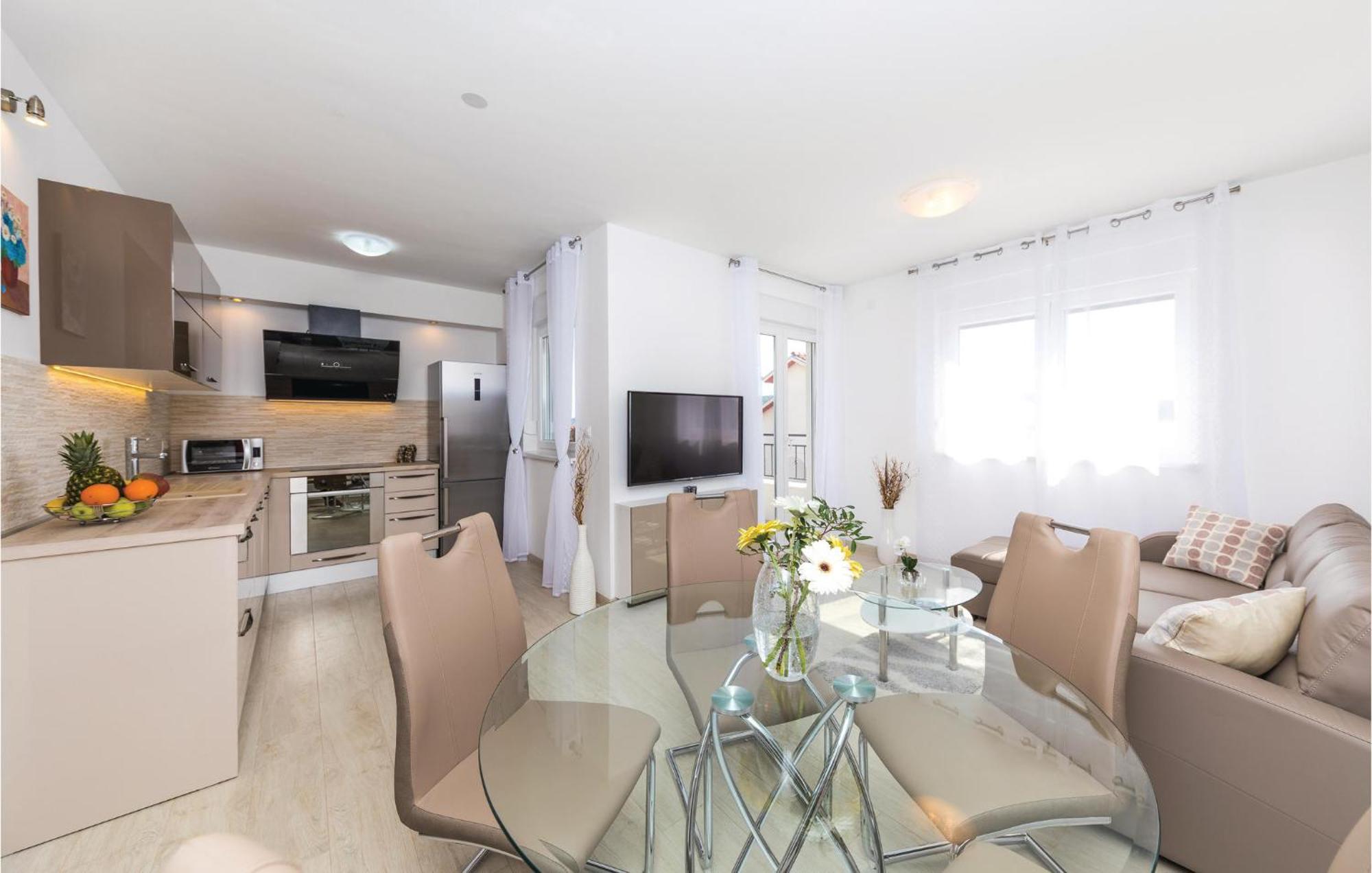2 Bedroom Amazing Apartment In تروغير المظهر الخارجي الصورة